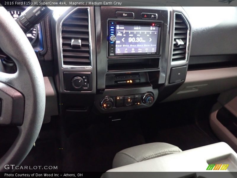 Magnetic / Medium Earth Gray 2016 Ford F150 XL SuperCrew 4x4