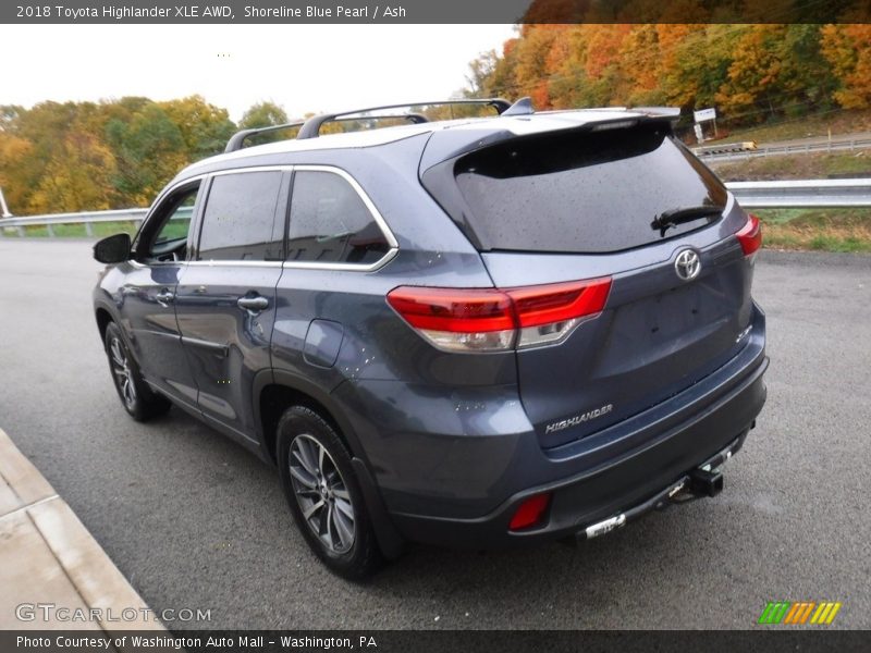 Shoreline Blue Pearl / Ash 2018 Toyota Highlander XLE AWD