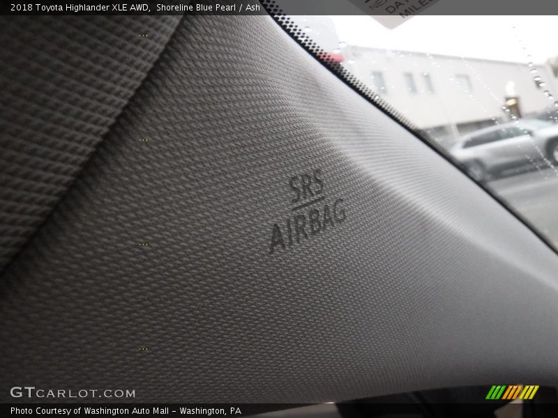 Shoreline Blue Pearl / Ash 2018 Toyota Highlander XLE AWD