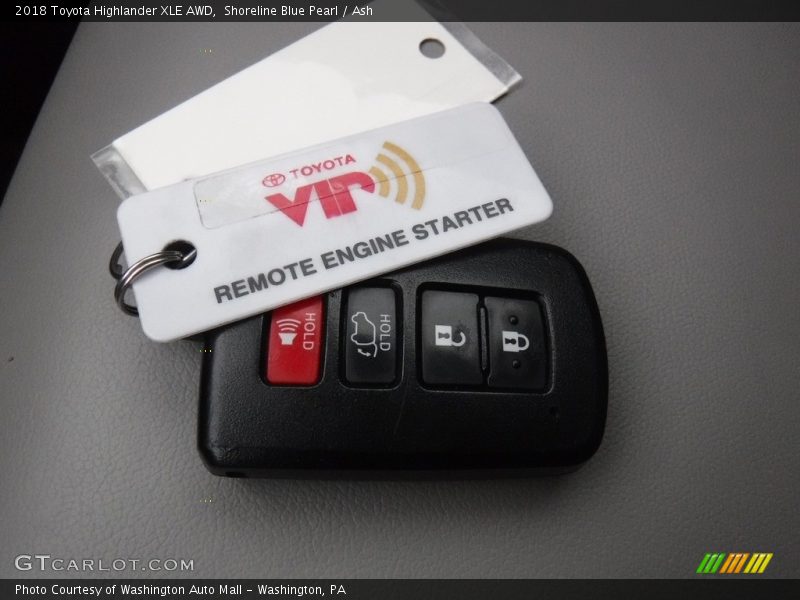 Shoreline Blue Pearl / Ash 2018 Toyota Highlander XLE AWD