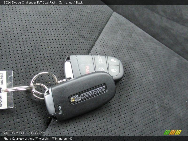 Go Mango / Black 2020 Dodge Challenger R/T Scat Pack
