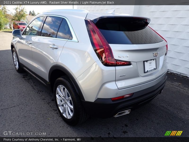 Radiant Silver Metallic / Light Platinum/Jet Black 2021 Cadillac XT4 Luxury AWD