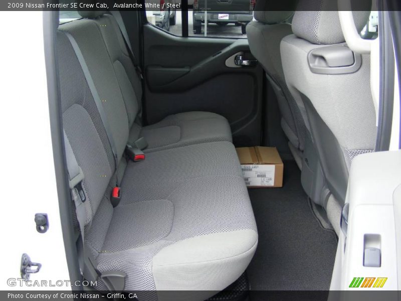 Avalanche White / Steel 2009 Nissan Frontier SE Crew Cab