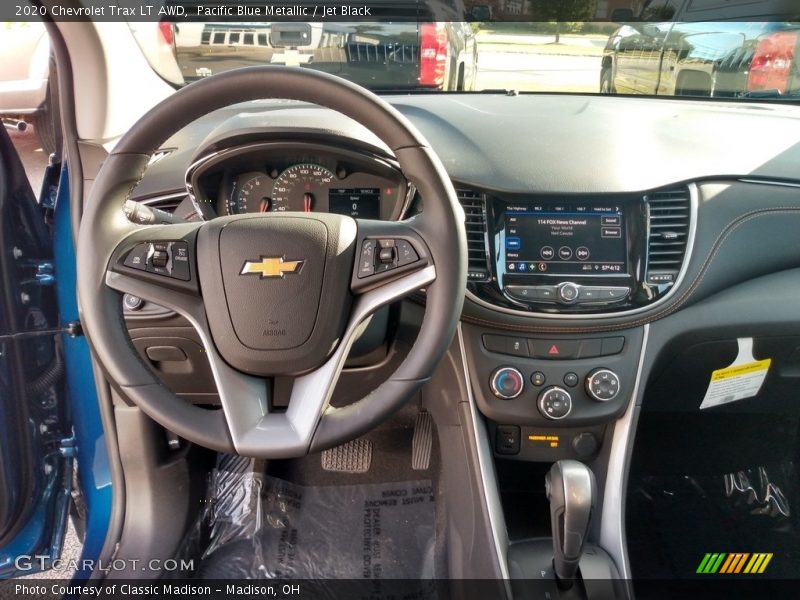 Pacific Blue Metallic / Jet Black 2020 Chevrolet Trax LT AWD