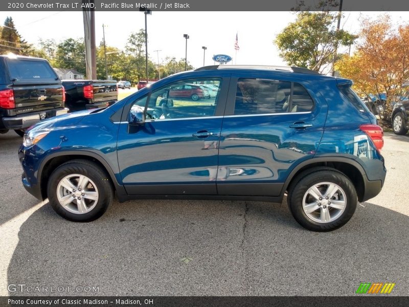 Pacific Blue Metallic / Jet Black 2020 Chevrolet Trax LT AWD