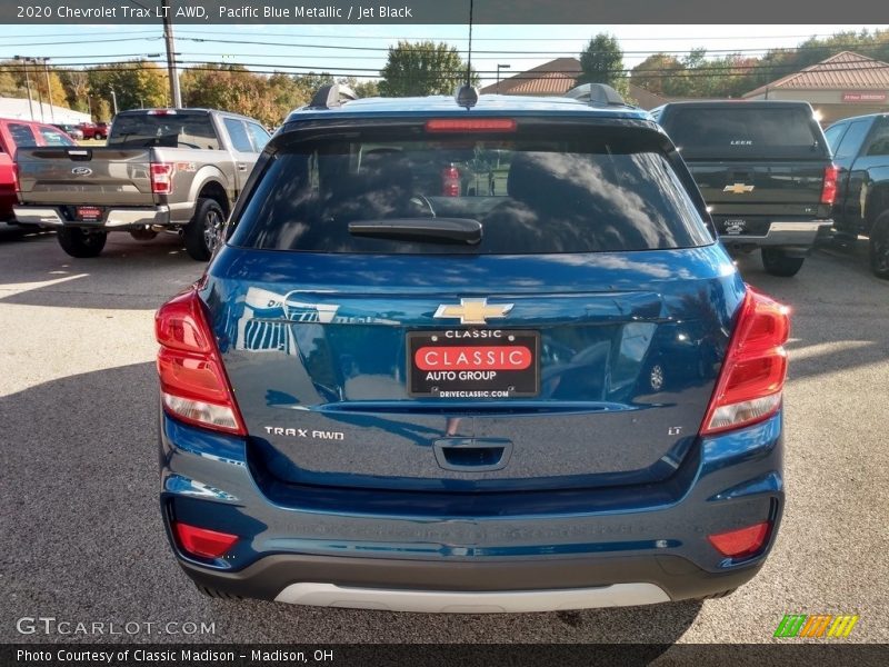 Pacific Blue Metallic / Jet Black 2020 Chevrolet Trax LT AWD
