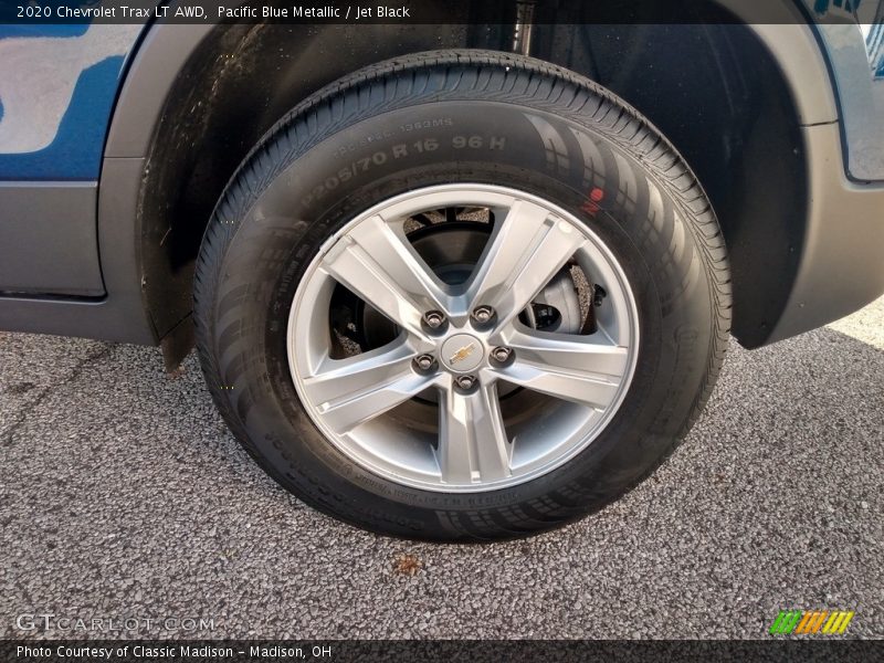 Pacific Blue Metallic / Jet Black 2020 Chevrolet Trax LT AWD