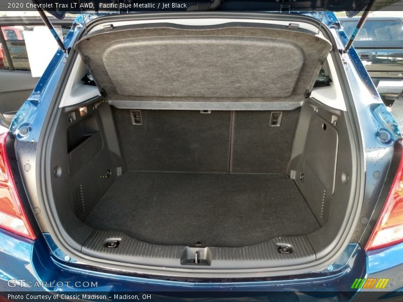 Pacific Blue Metallic / Jet Black 2020 Chevrolet Trax LT AWD