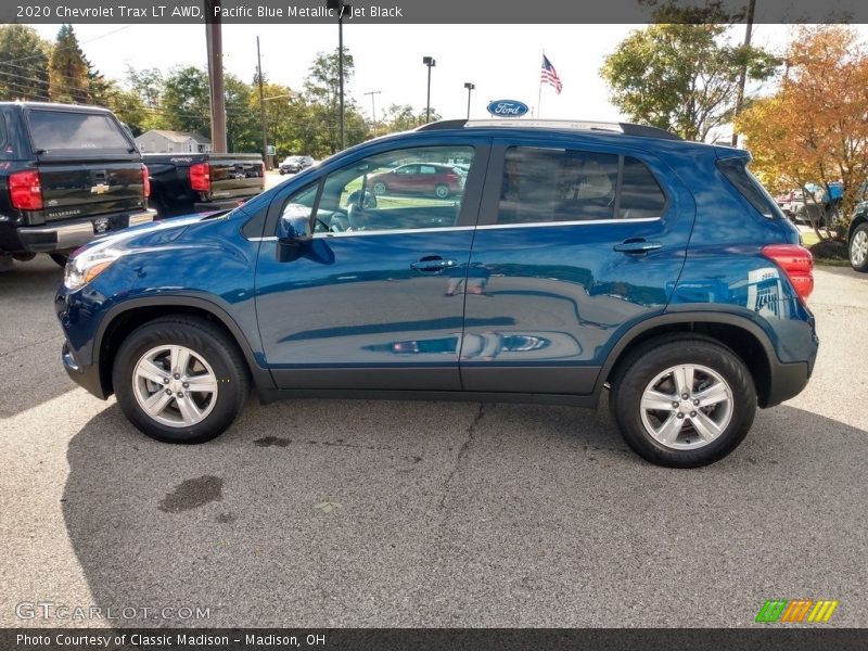 Pacific Blue Metallic / Jet Black 2020 Chevrolet Trax LT AWD