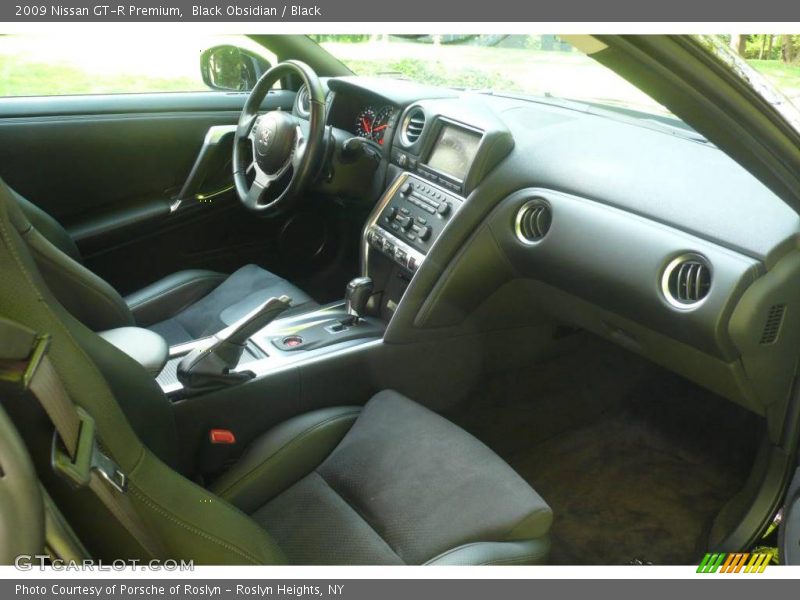 Black Obsidian / Black 2009 Nissan GT-R Premium