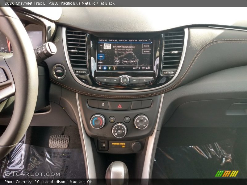 Pacific Blue Metallic / Jet Black 2020 Chevrolet Trax LT AWD