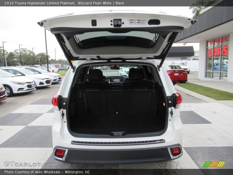 Blizzard Pearl White / Black 2019 Toyota Highlander Limited Platinum