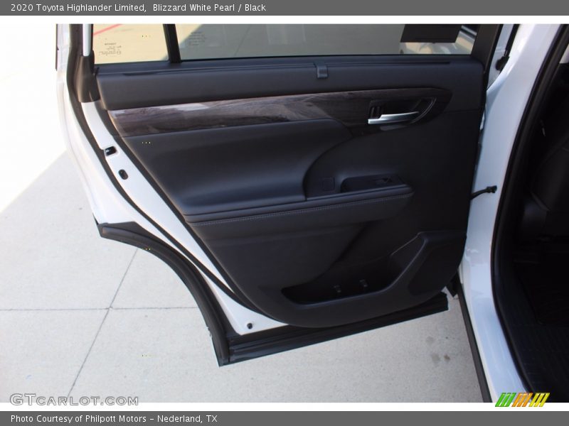 Blizzard White Pearl / Black 2020 Toyota Highlander Limited