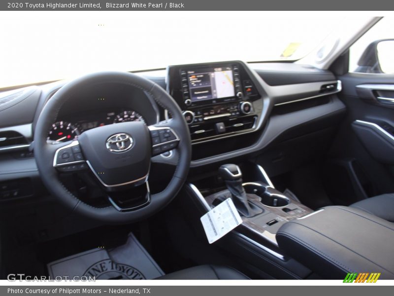 Blizzard White Pearl / Black 2020 Toyota Highlander Limited