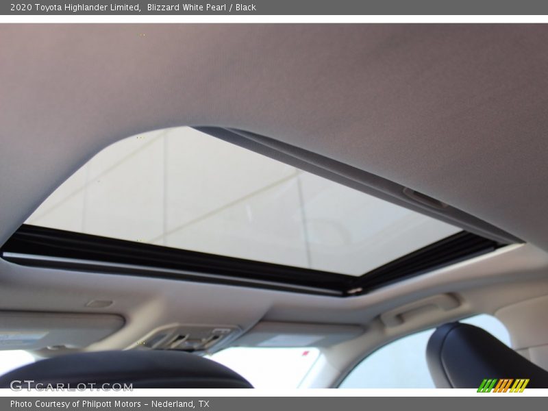 Blizzard White Pearl / Black 2020 Toyota Highlander Limited