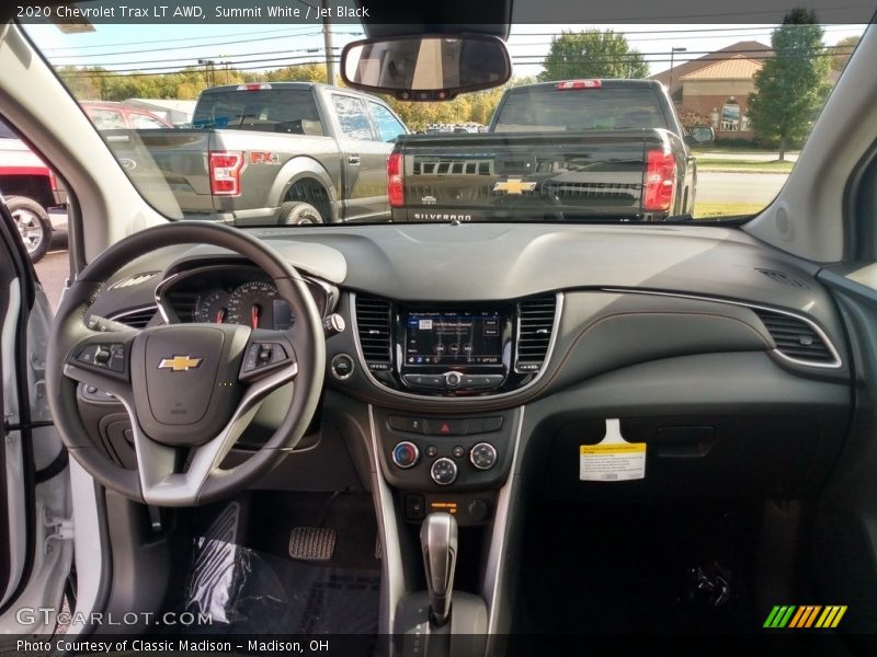 Summit White / Jet Black 2020 Chevrolet Trax LT AWD
