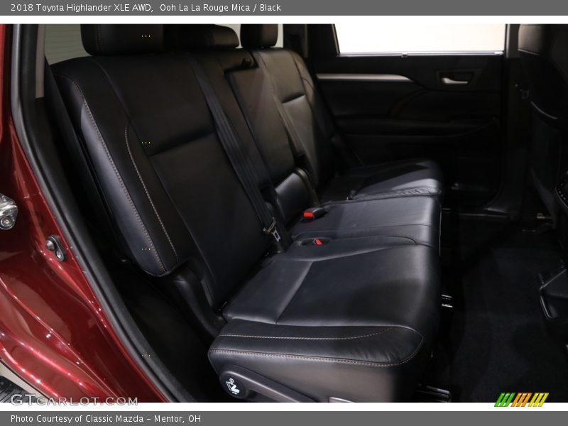 Ooh La La Rouge Mica / Black 2018 Toyota Highlander XLE AWD