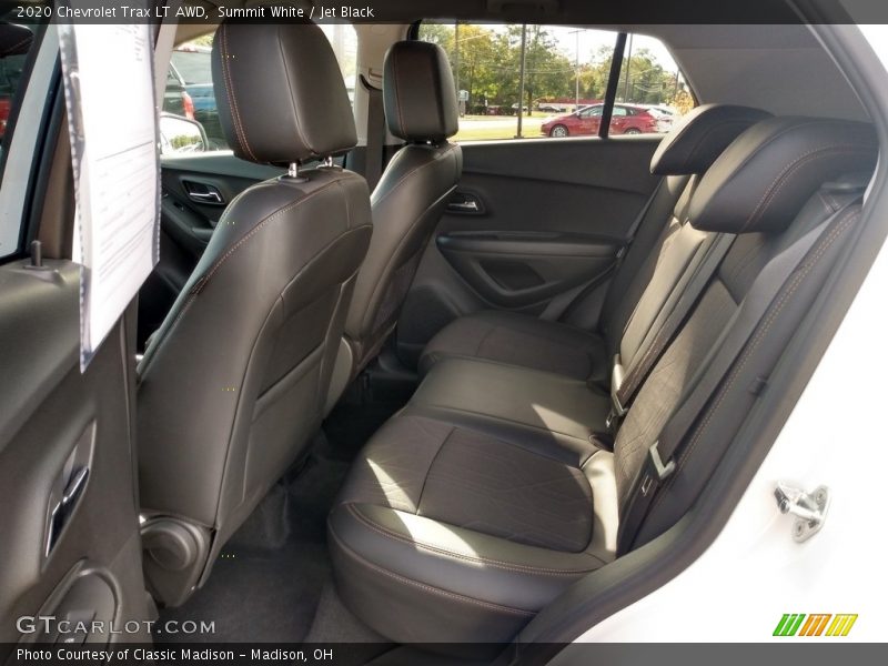 Summit White / Jet Black 2020 Chevrolet Trax LT AWD