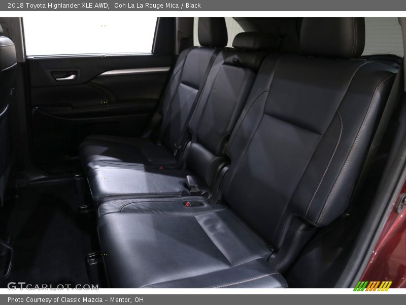 Ooh La La Rouge Mica / Black 2018 Toyota Highlander XLE AWD