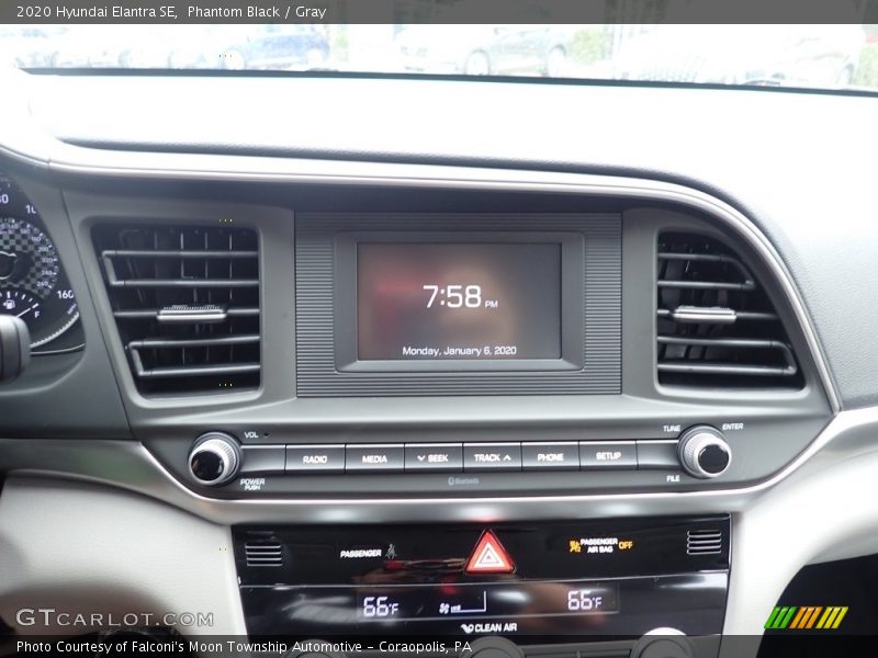 Phantom Black / Gray 2020 Hyundai Elantra SE