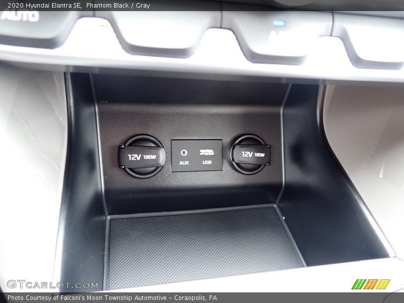 Phantom Black / Gray 2020 Hyundai Elantra SE