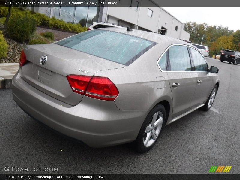 Titanium Beige / Titan Black 2015 Volkswagen Passat SE Sedan