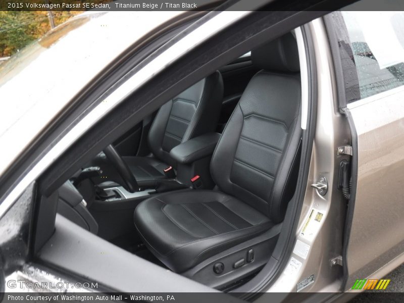 Titanium Beige / Titan Black 2015 Volkswagen Passat SE Sedan