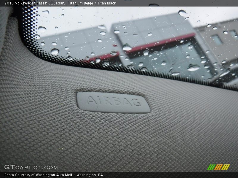 Titanium Beige / Titan Black 2015 Volkswagen Passat SE Sedan