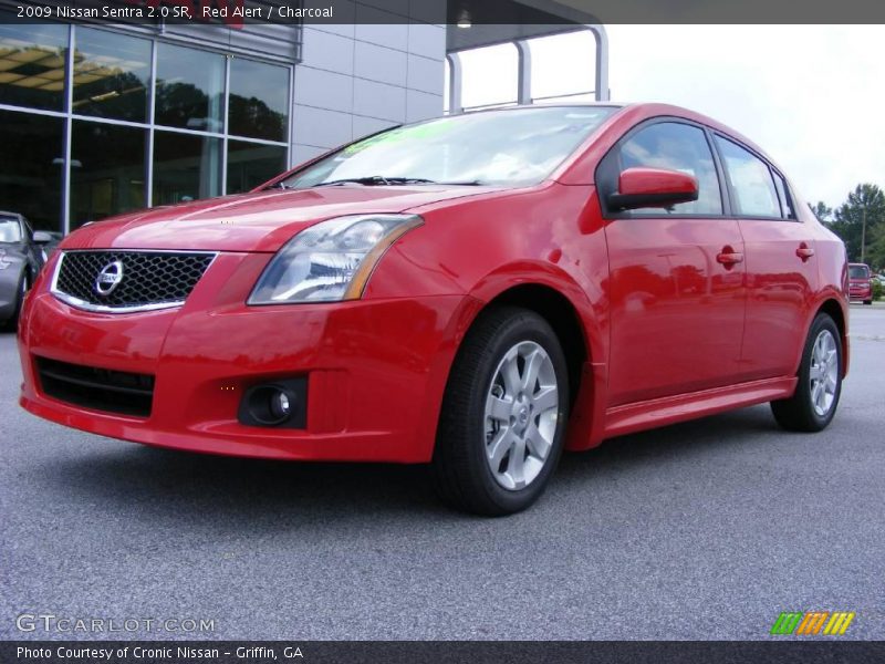Red Alert / Charcoal 2009 Nissan Sentra 2.0 SR