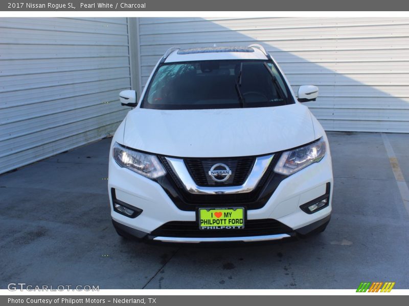 Pearl White / Charcoal 2017 Nissan Rogue SL