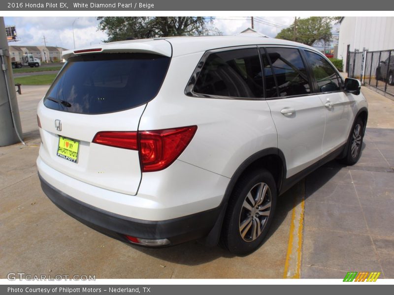 White Diamond Pearl / Beige 2016 Honda Pilot EX