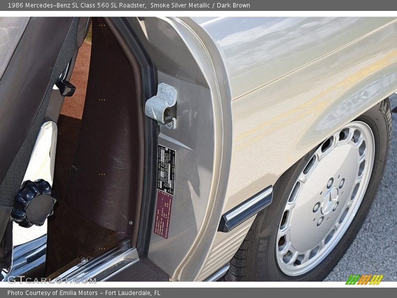 Smoke Silver Metallic / Dark Brown 1986 Mercedes-Benz SL Class 560 SL Roadster