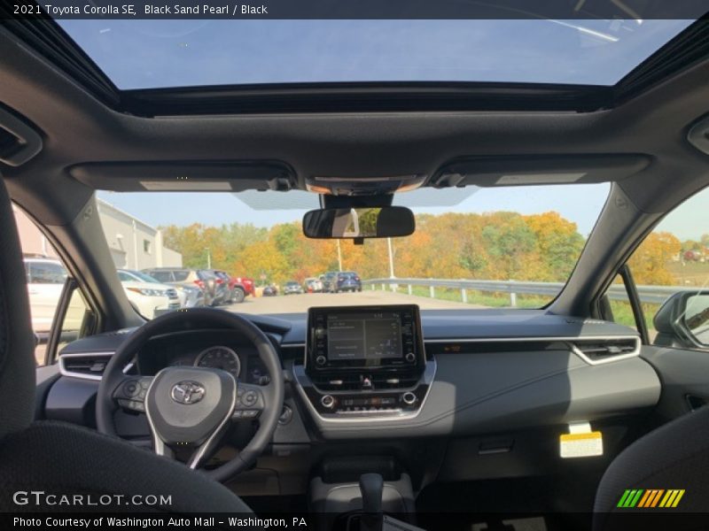 Sunroof of 2021 Corolla SE