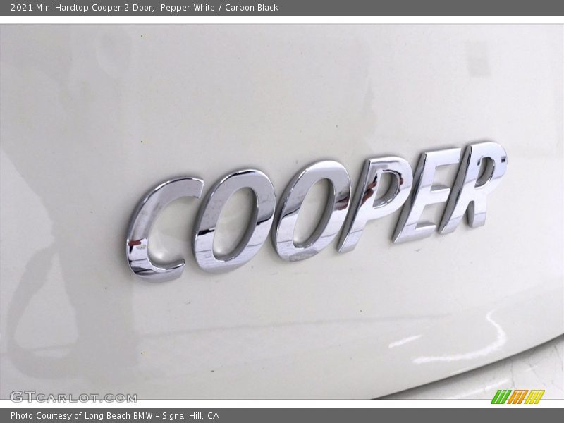 Pepper White / Carbon Black 2021 Mini Hardtop Cooper 2 Door