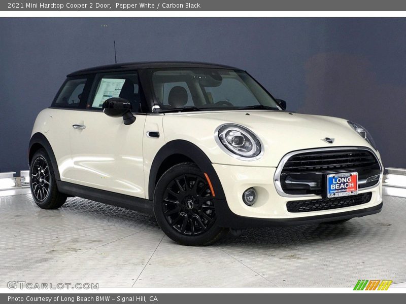 Front 3/4 View of 2021 Hardtop Cooper 2 Door