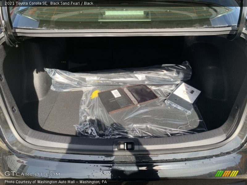  2021 Corolla SE Trunk
