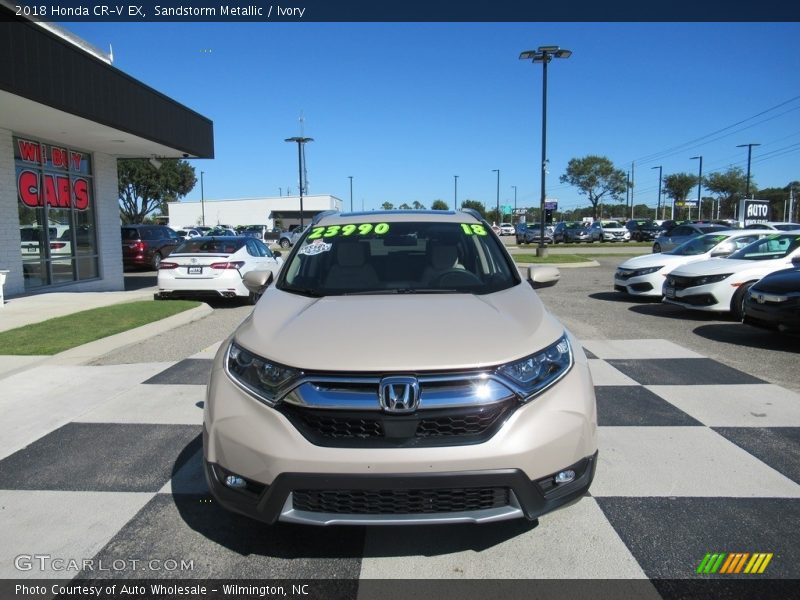 Sandstorm Metallic / Ivory 2018 Honda CR-V EX
