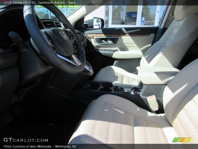 Sandstorm Metallic / Ivory 2018 Honda CR-V EX