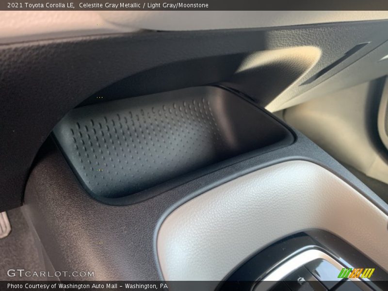 Celestite Gray Metallic / Light Gray/Moonstone 2021 Toyota Corolla LE