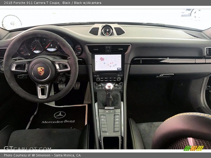 Dashboard of 2018 911 Carrera T Coupe