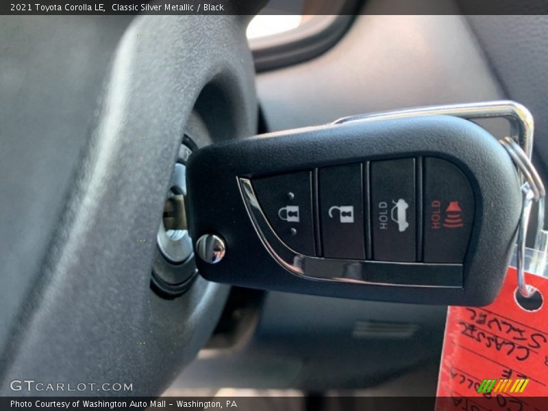 Classic Silver Metallic / Black 2021 Toyota Corolla LE