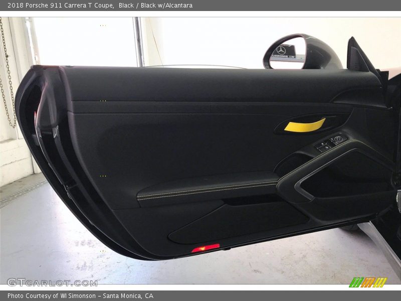 Door Panel of 2018 911 Carrera T Coupe
