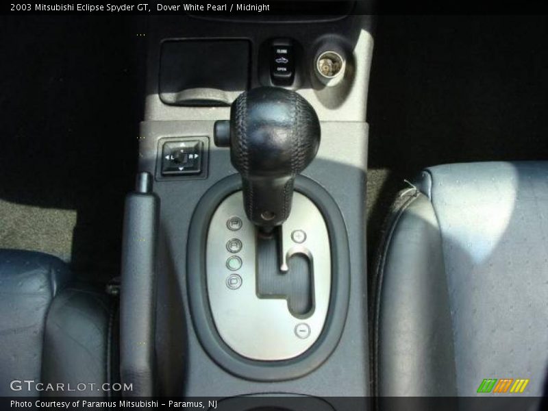 Dover White Pearl / Midnight 2003 Mitsubishi Eclipse Spyder GT
