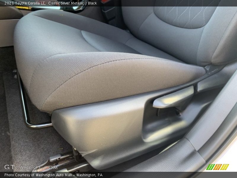 Classic Silver Metallic / Black 2021 Toyota Corolla LE
