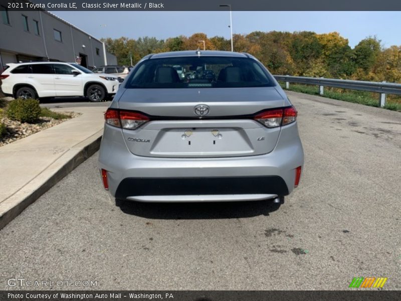 Classic Silver Metallic / Black 2021 Toyota Corolla LE