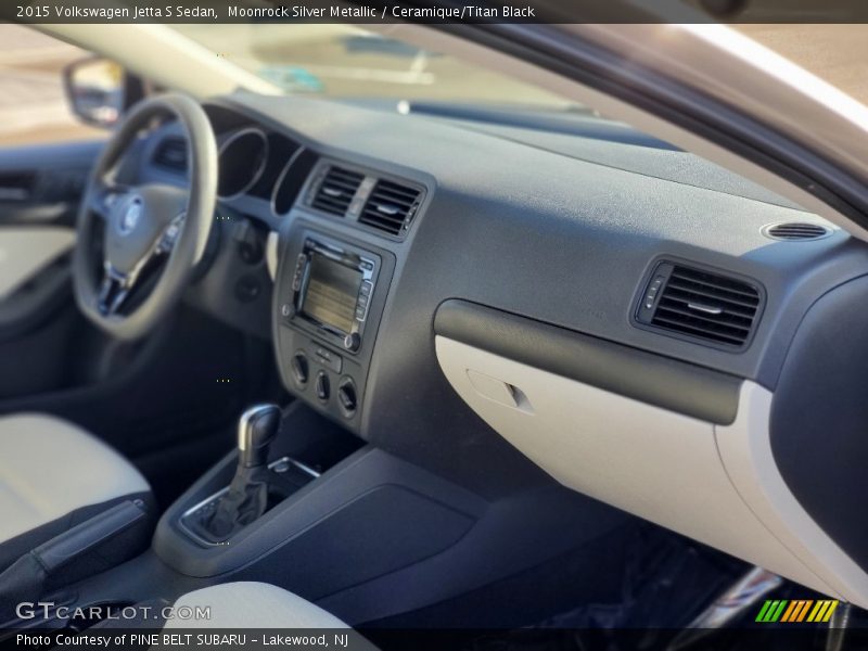 Moonrock Silver Metallic / Ceramique/Titan Black 2015 Volkswagen Jetta S Sedan