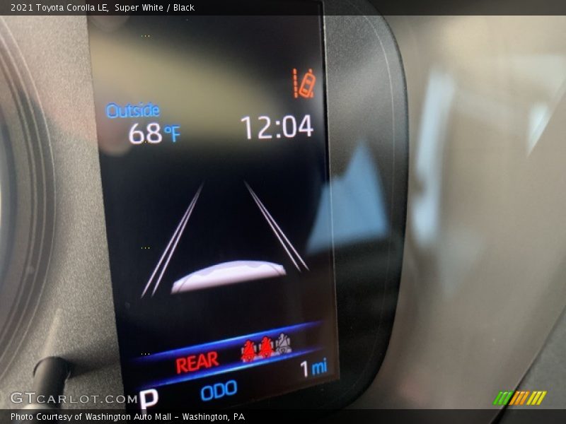 Super White / Black 2021 Toyota Corolla LE