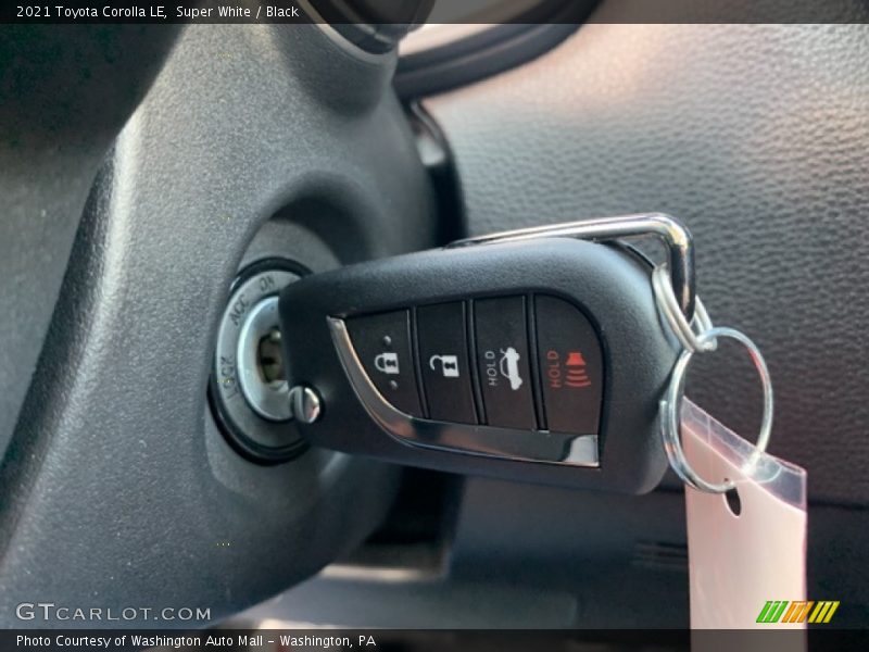Super White / Black 2021 Toyota Corolla LE