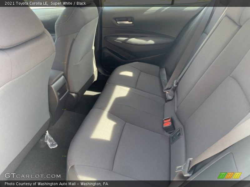 Super White / Black 2021 Toyota Corolla LE