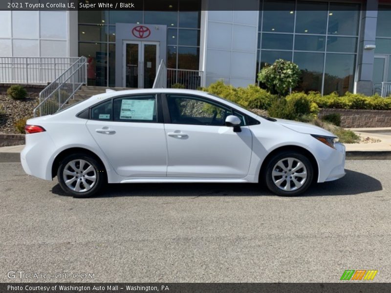 Super White / Black 2021 Toyota Corolla LE